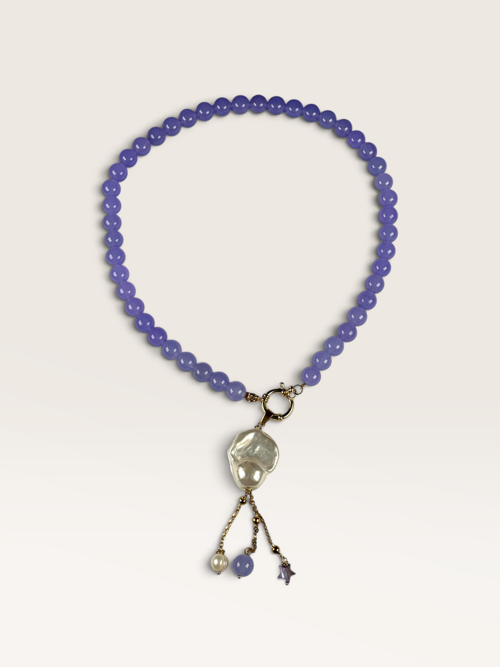 Collana Con Perle Di Giada e Pendente In Perla Keshi